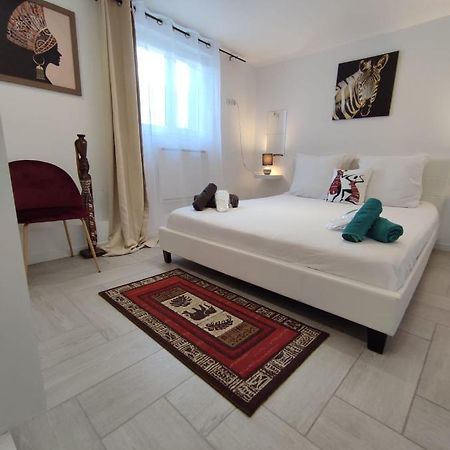 Appartement 100M2, Independant Dans Notre Maison Garennes-sur-Eure Zewnętrze zdjęcie
