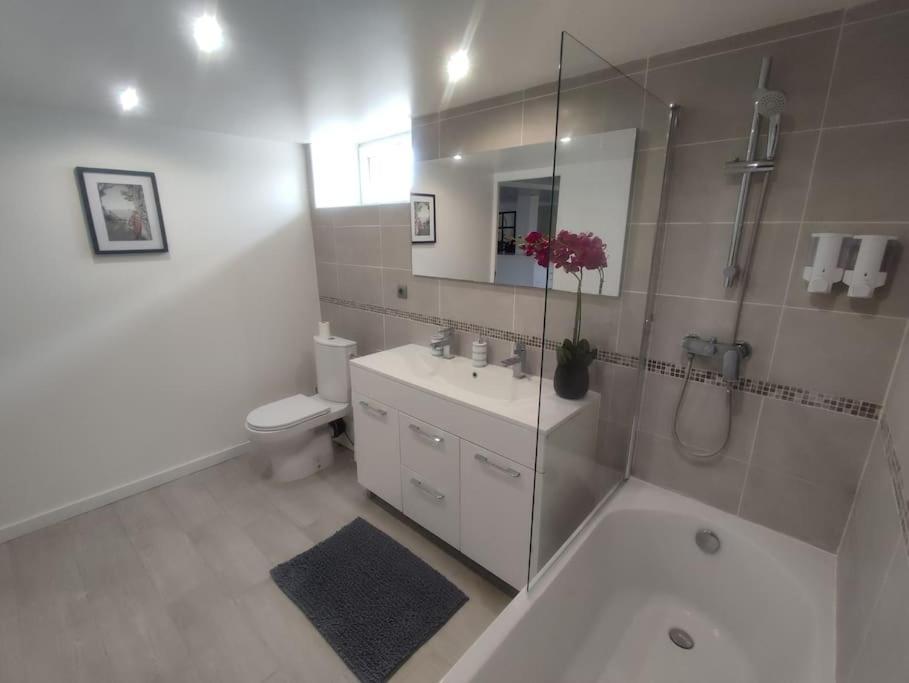Appartement 100M2, Independant Dans Notre Maison Garennes-sur-Eure Zewnętrze zdjęcie