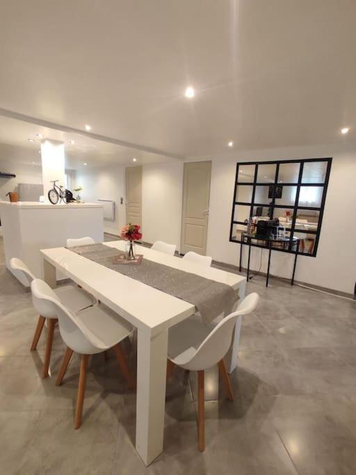 Appartement 100M2, Independant Dans Notre Maison Garennes-sur-Eure Zewnętrze zdjęcie