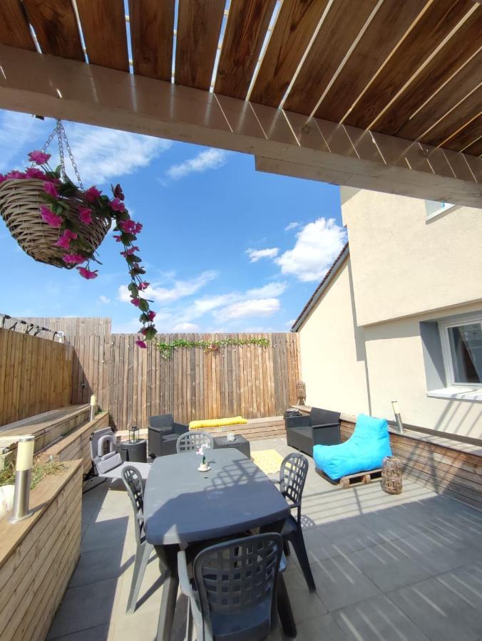 Appartement 100M2, Independant Dans Notre Maison Garennes-sur-Eure Zewnętrze zdjęcie