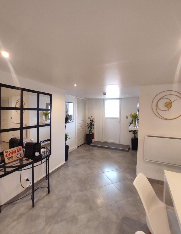 Appartement 100M2, Independant Dans Notre Maison Garennes-sur-Eure Zewnętrze zdjęcie