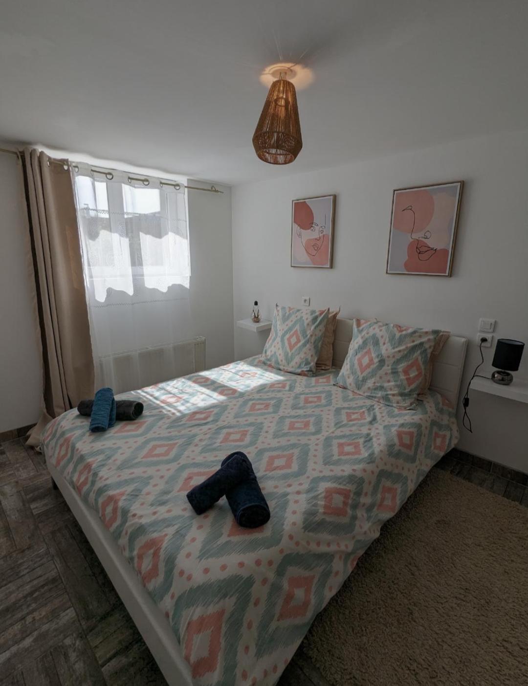 Appartement 100M2, Independant Dans Notre Maison Garennes-sur-Eure Zewnętrze zdjęcie